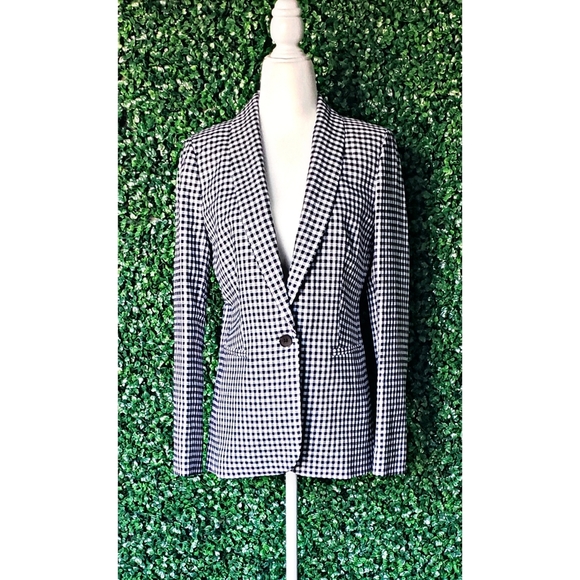 3. J. Crew Parke blazer in gingham stretch linen - Picture 3 of 6